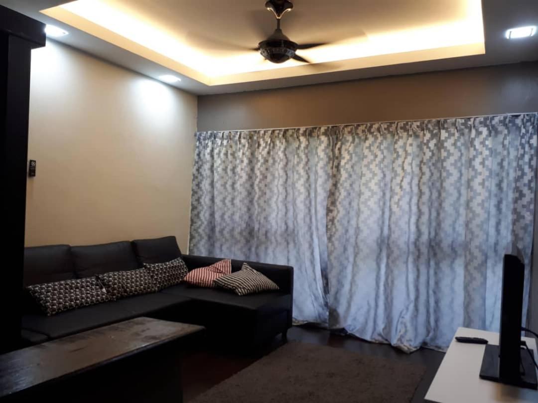 Safar Hill @ Bukit Tinggi Appartement Buitenkant foto